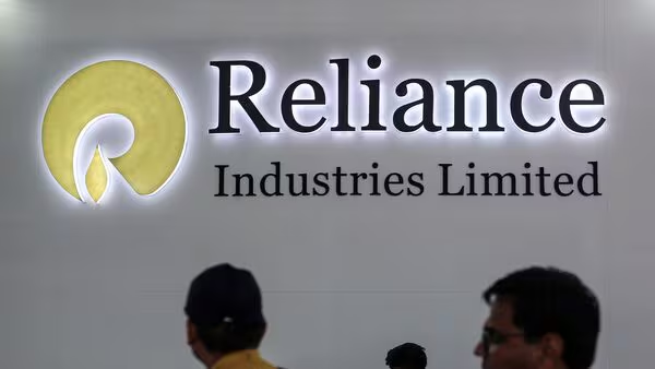 Reliance annual report 2025
Reliance oil-to-chemicals business
Reliance Retail 2025
Reliance carbon neutrality 2035
Jio 5G growth
Reliance liquidity management
downstream chemical demand in India
battery gigafactory Reliance
Indian retail sector
EV adoption and oil demand
Jio broadband expansion
India GDP and fuel consumption
Campa Cola growth
Reliance net zero goals
6G in India
satellite internet India
