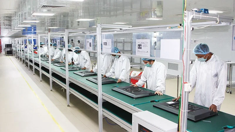 Dixon Tech's Expansion In Non-Mobile Segments Draws Confidence After In-Line Q2
