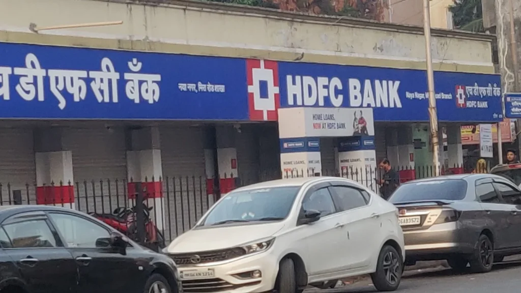 HDFC Bank Q2 Results: Net Profit Rises 11% YoY, Asset Quality Improves