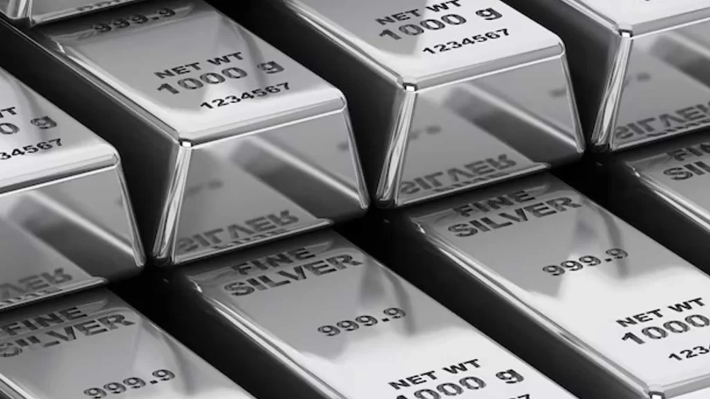 Silver Prices Plummet 8%: What Indian Investors Need to Know
